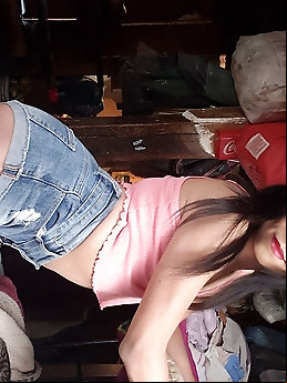 Chubby transgender in fresh attire - 32 images on xHamster