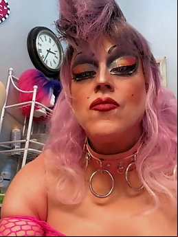 Punk rock bitch