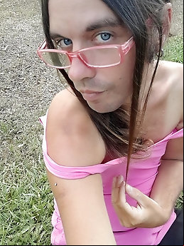 Sissy is always horny in heels