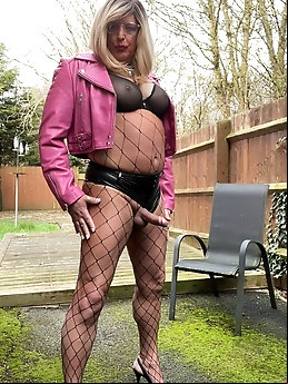 Lustful Lara White, a curvy anal enthusiast, indulges in sissy sex in a collection of 45 images on xHamster